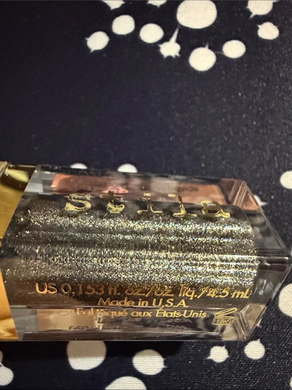 Stila Glitter & Glow Liquid Eye Shadow in Molten Midnight